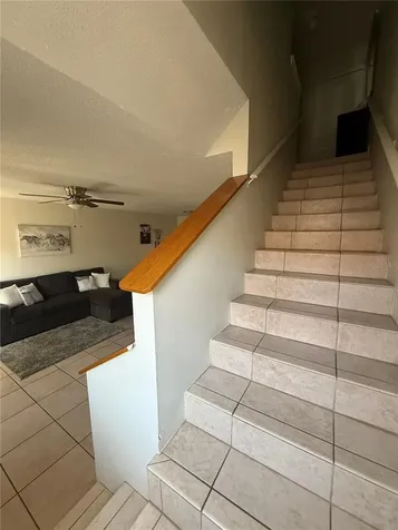 6254 S Bend Square Orlando FL 32807