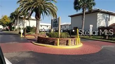 6254 S Bend Square Orlando FL 32807
