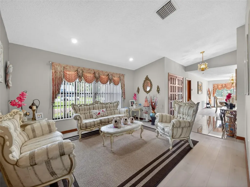 2178 N Stewart Street Kissimmee FL 34746