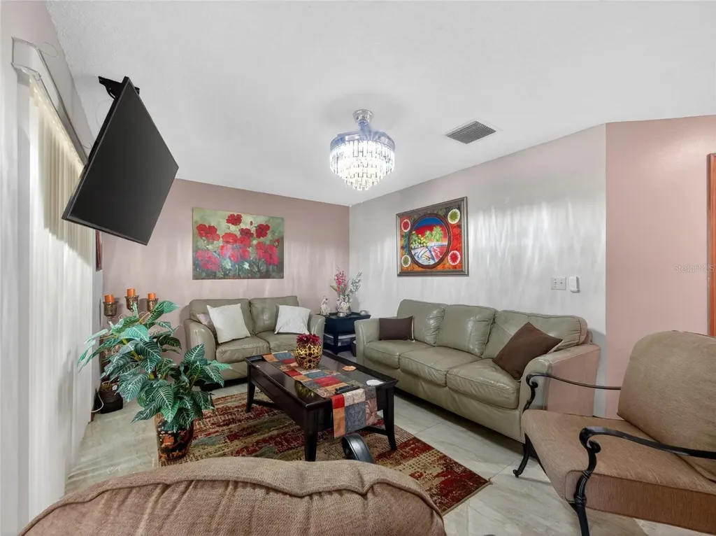2178 N Stewart Street Kissimmee FL 34746