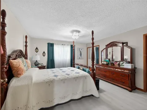 2178 N Stewart Street Kissimmee FL 34746
