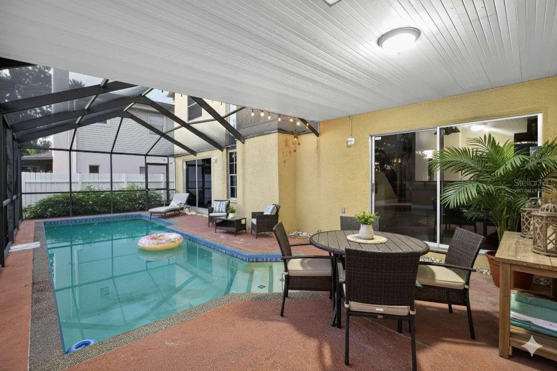 12004 W Pond Way Tampa FL 33635