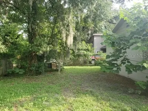 8215 Klondyke Street Tampa FL 33604