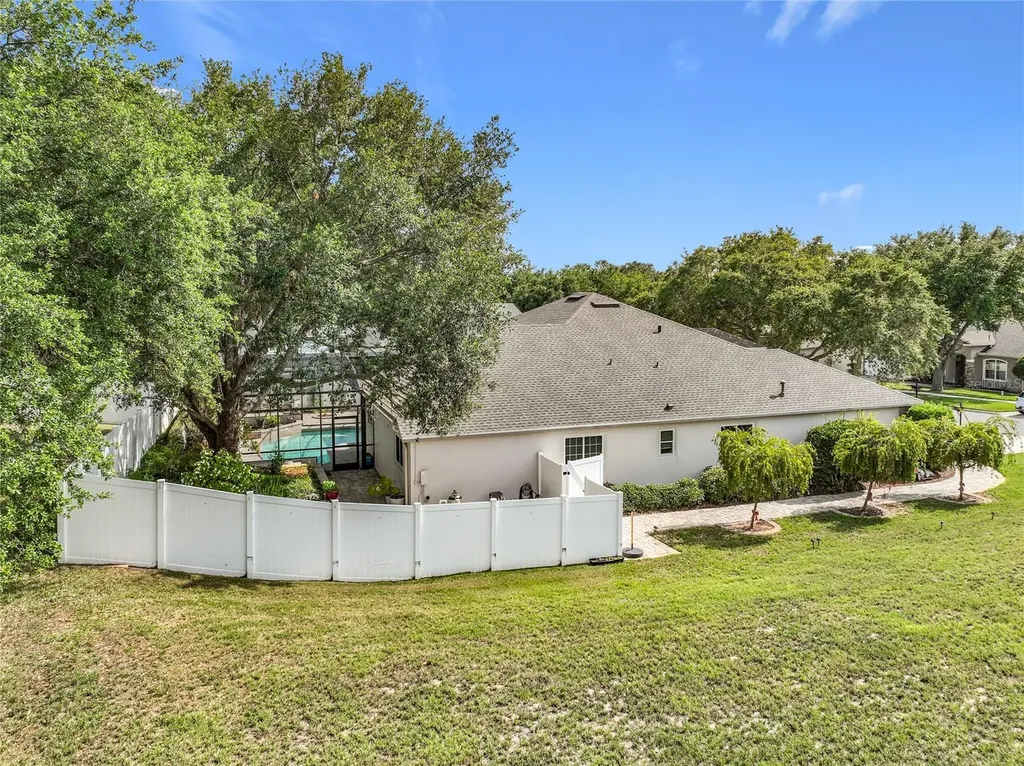 3755 Fallscrest Circle Clermont FL 34711