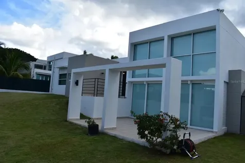 Lerida 409 Mansiones De Ciudad Jardin Caguas PR 00727