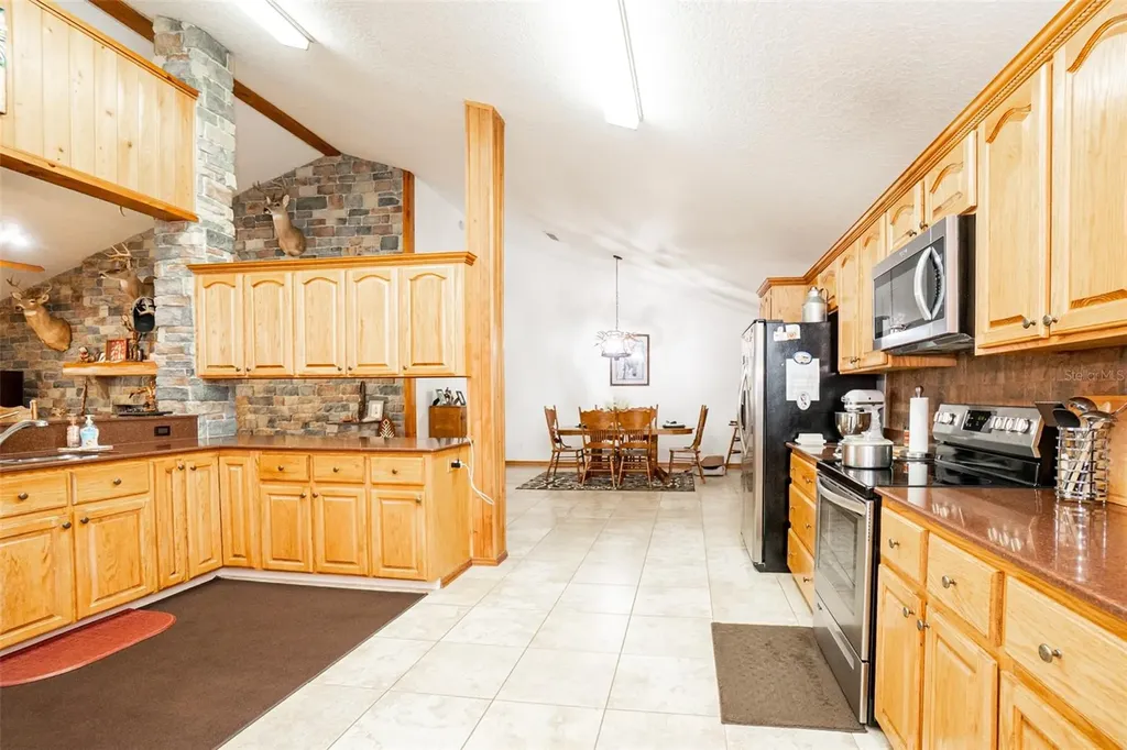 8600 NE 147th Avenue Road Silver Springs FL 34488