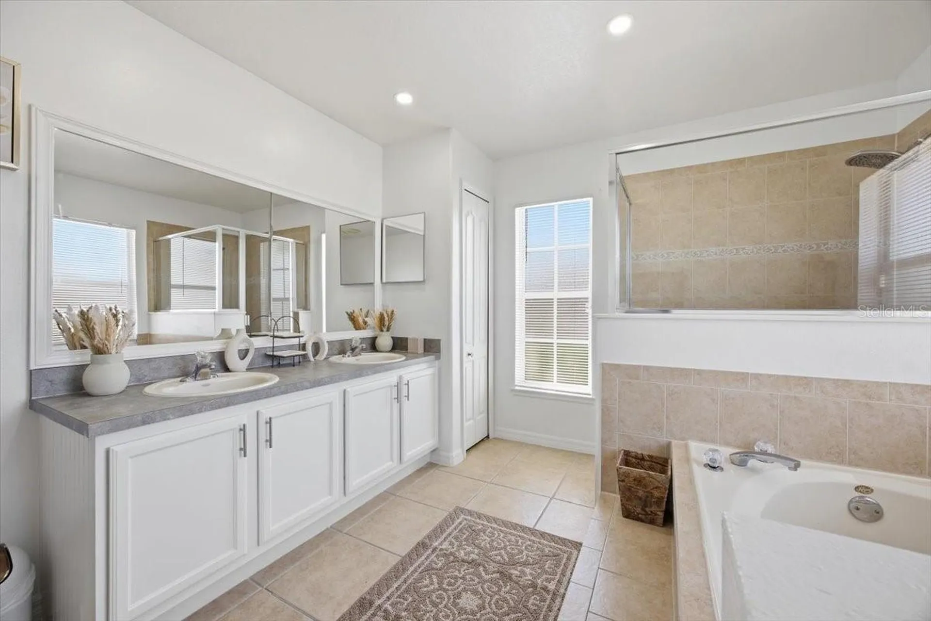 437 Grand Reserve Drive Davenport FL 33837