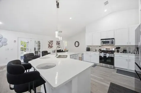 437 Grand Reserve Drive Davenport FL 33837