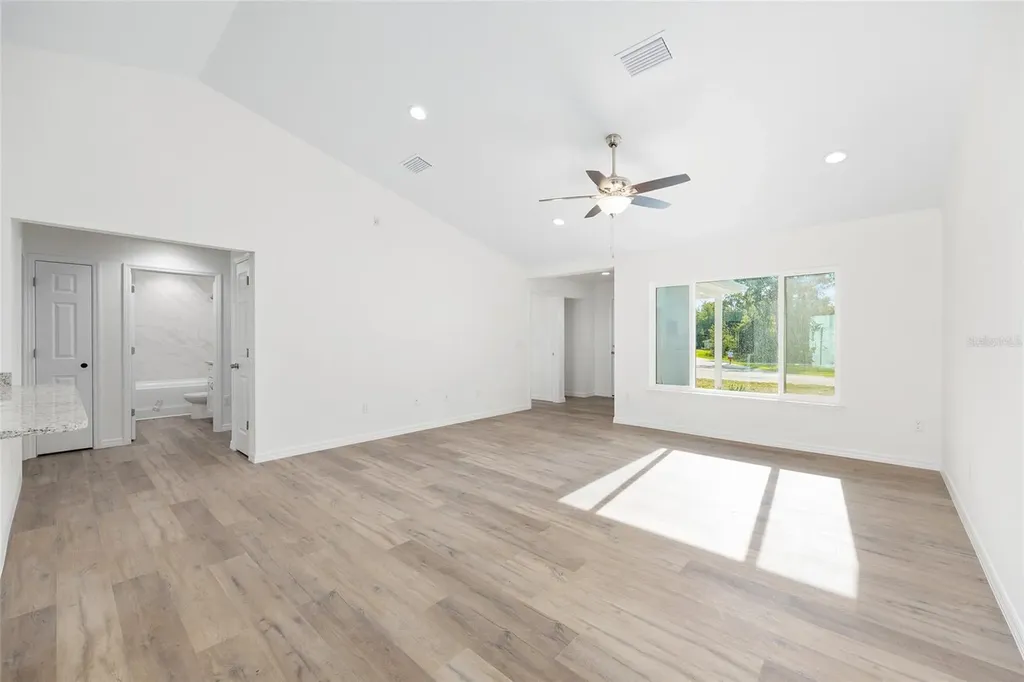 1365 SW Halfmoon Drive Dunnellon FL 34431