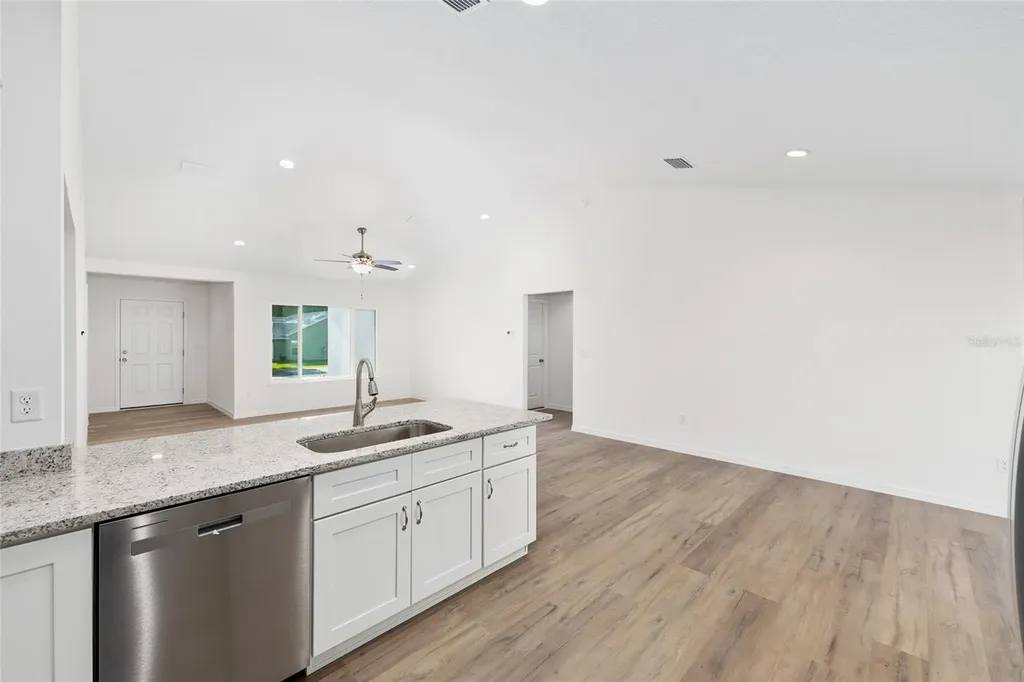 1365 SW Halfmoon Drive Dunnellon FL 34431
