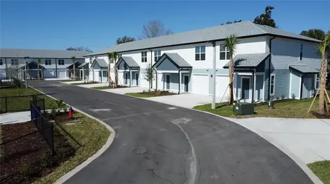 1019 E Caroline Street Tavares FL 32778