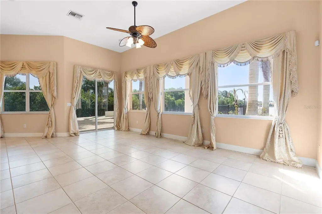 10603 Cayman Isle Court Tampa FL 33647