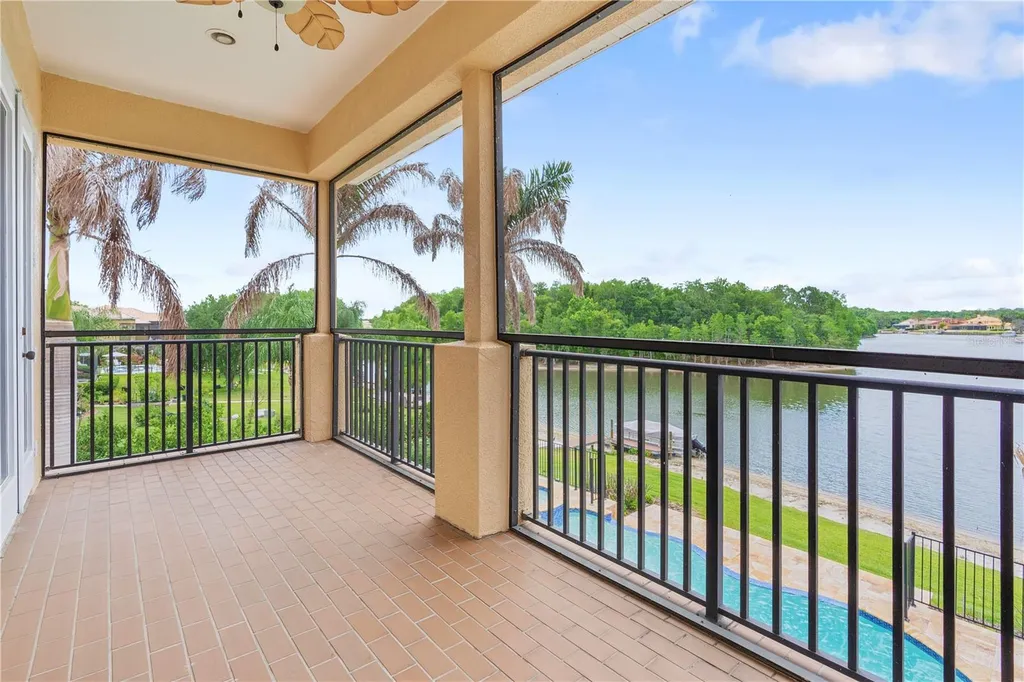 10603 Cayman Isle Court Tampa FL 33647