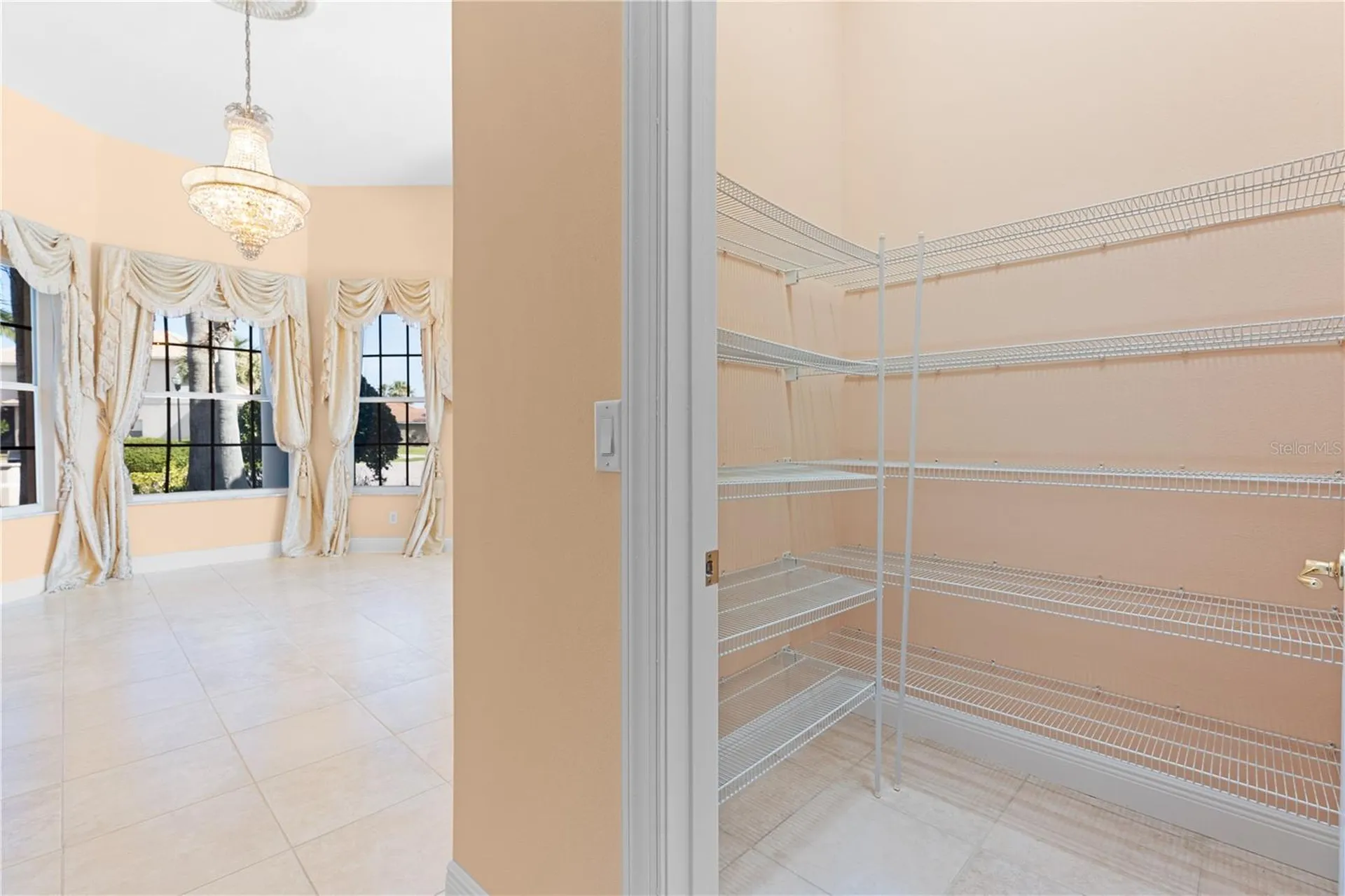 10603 Cayman Isle Court Tampa FL 33647