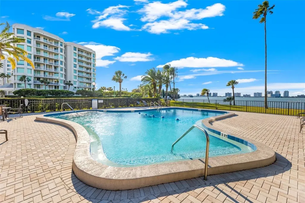100 Oakmont Lane Belleair FL 33756