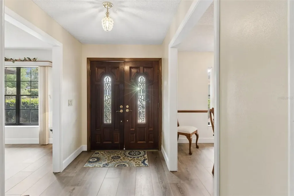 4909 Lake Gatlin Woods Court Orlando FL 32806