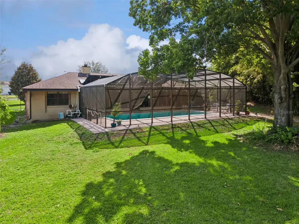 4909 Lake Gatlin Woods Court Orlando FL 32806