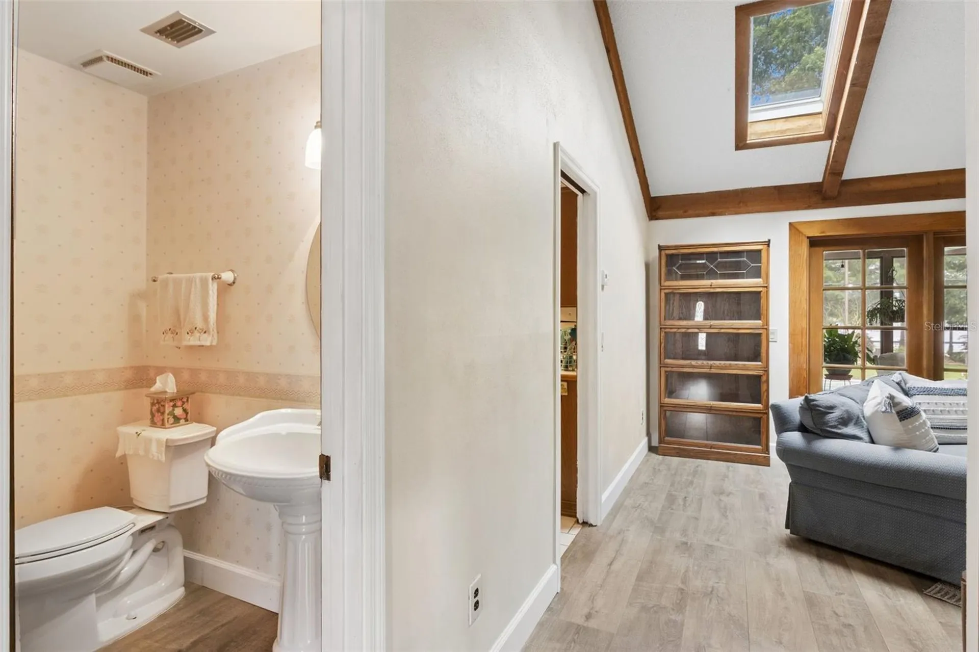 4909 Lake Gatlin Woods Court Orlando FL 32806