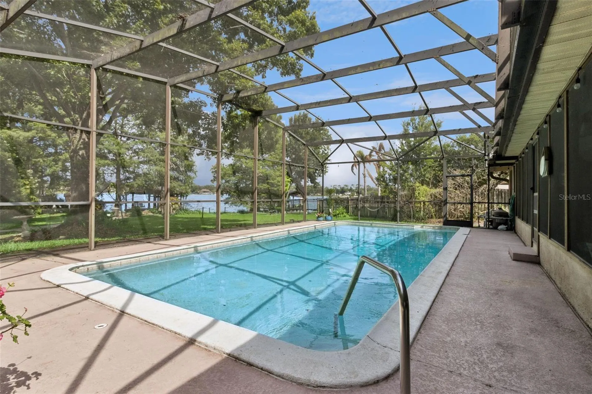 4909 Lake Gatlin Woods Court Orlando FL 32806