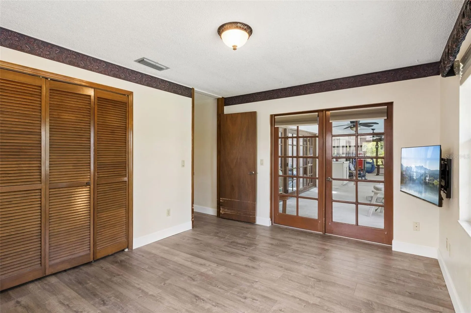 4909 Lake Gatlin Woods Court Orlando FL 32806