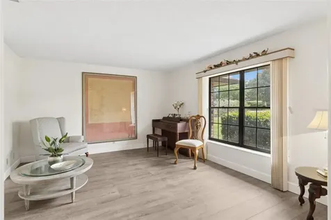 4909 Lake Gatlin Woods Court Orlando FL 32806