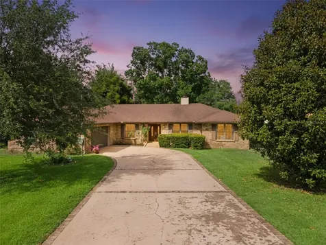 4909 Lake Gatlin Woods Court Orlando FL 32806