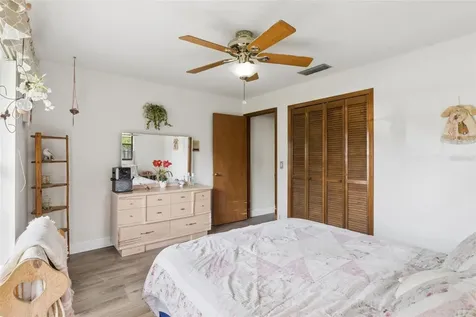 4909 Lake Gatlin Woods Court Orlando FL 32806