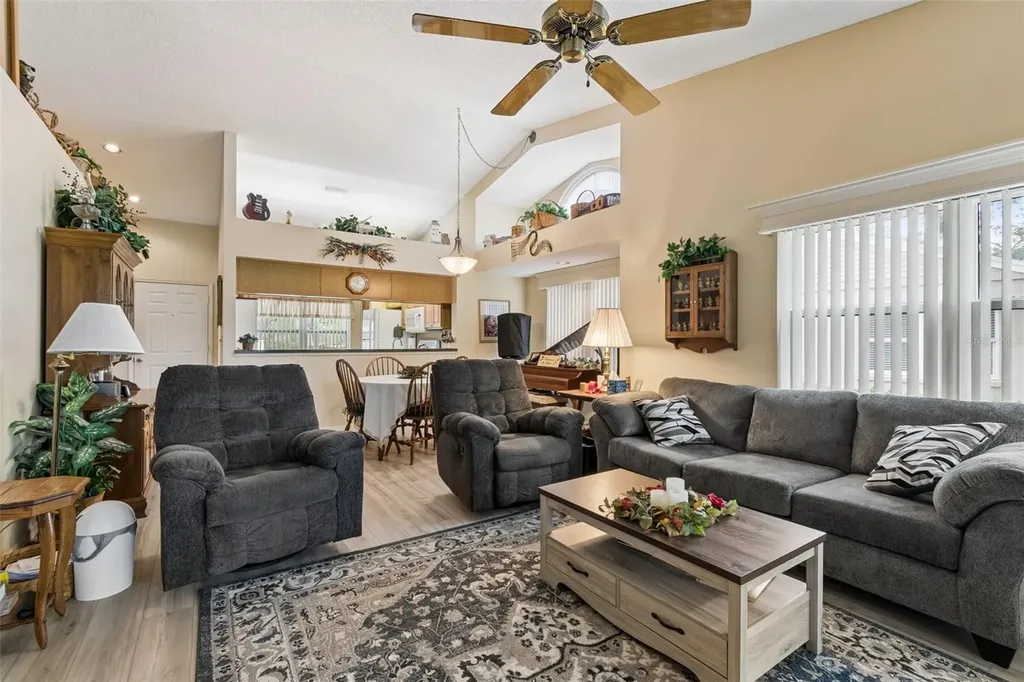 5213 Lochmead Terrace Zephyrhills FL 33541