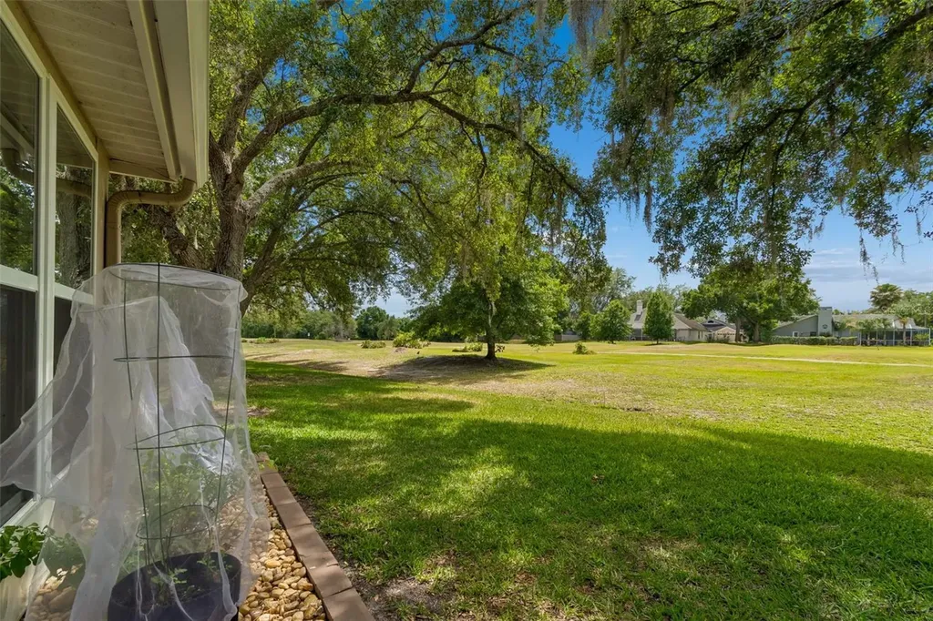 5213 Lochmead Terrace Zephyrhills FL 33541