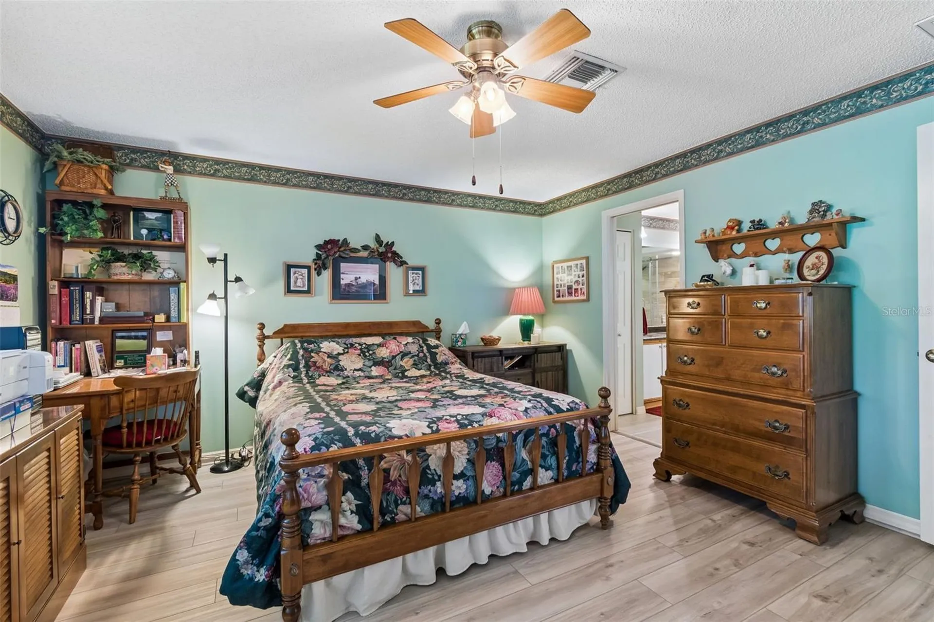 5213 Lochmead Terrace Zephyrhills FL 33541