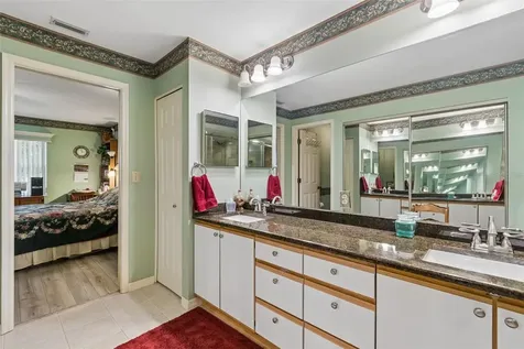 5213 Lochmead Terrace Zephyrhills FL 33541
