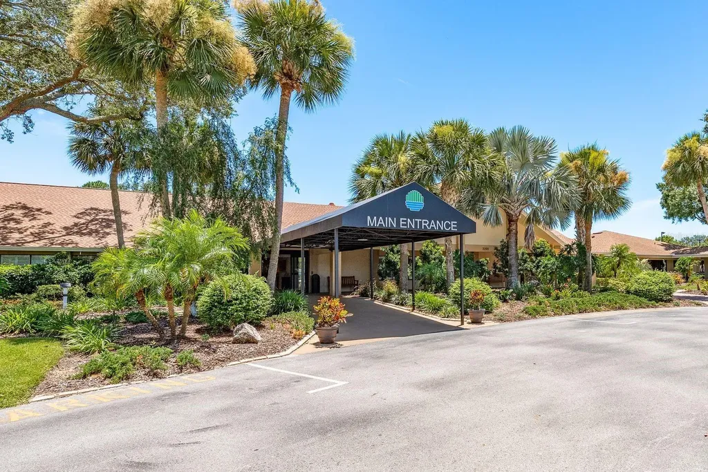 3836 Tarpon Pointe Circle Palm Harbor FL 34684