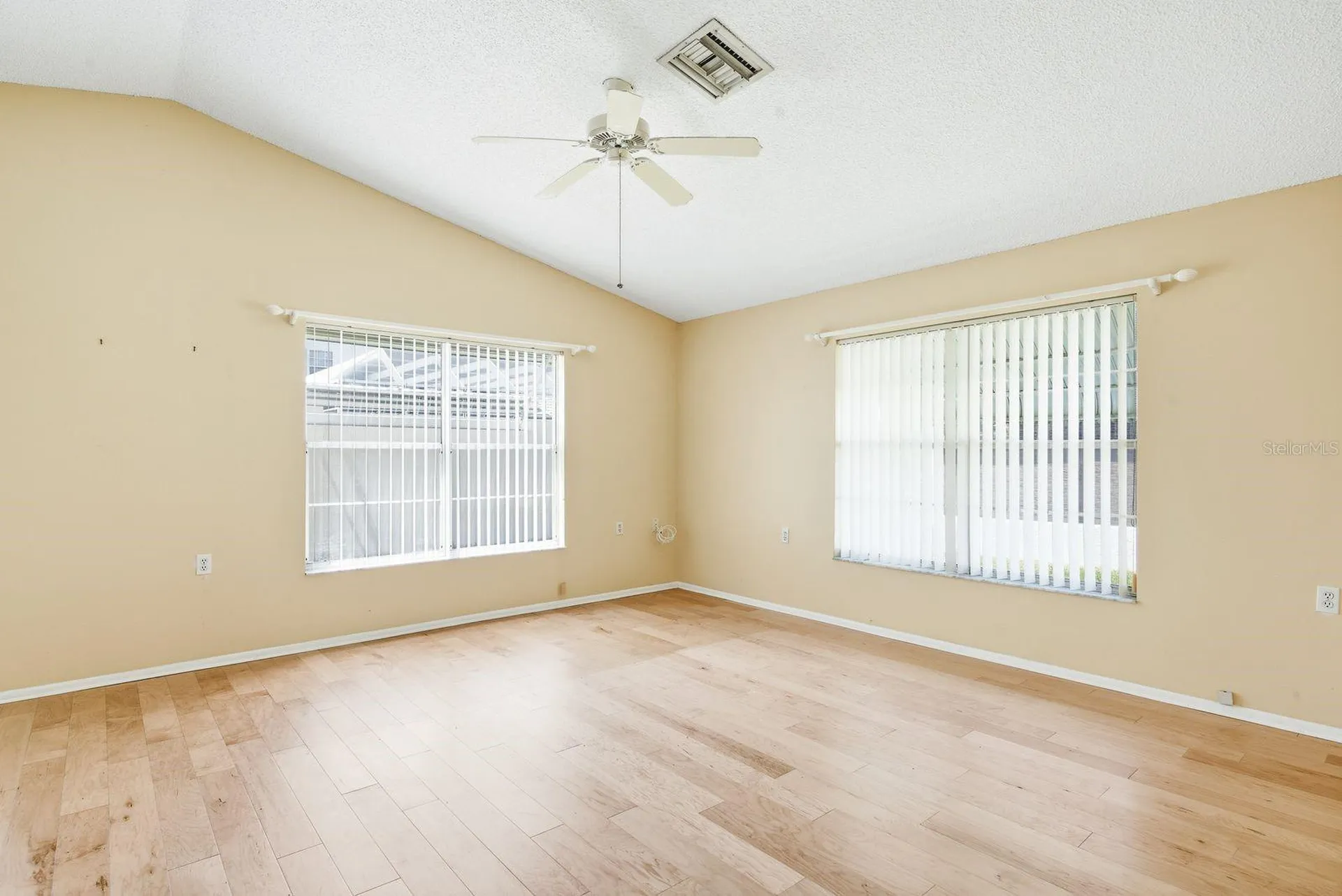 3836 Tarpon Pointe Circle Palm Harbor FL 34684