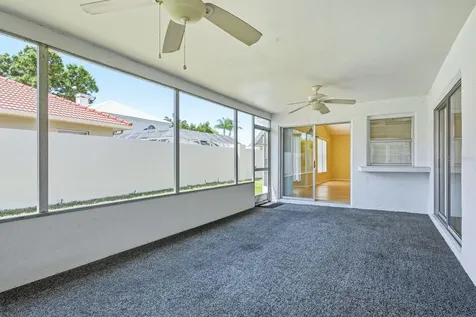 3836 Tarpon Pointe Circle Palm Harbor FL 34684
