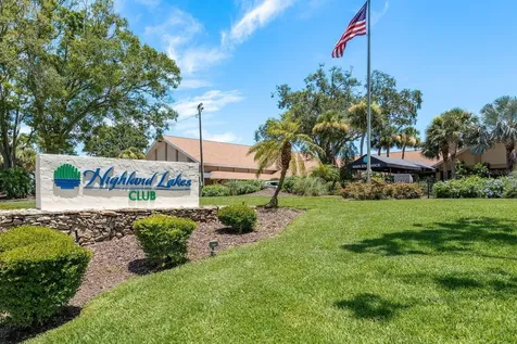 3836 Tarpon Pointe Circle Palm Harbor FL 34684
