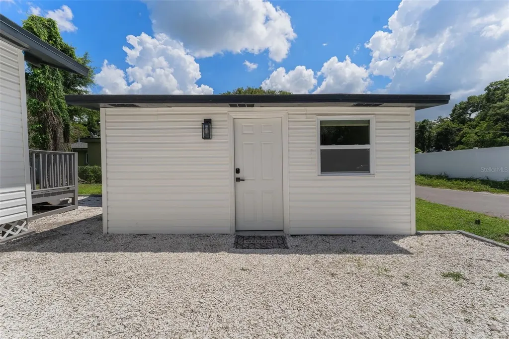 501 E Cluster Avenue Tampa FL 33604