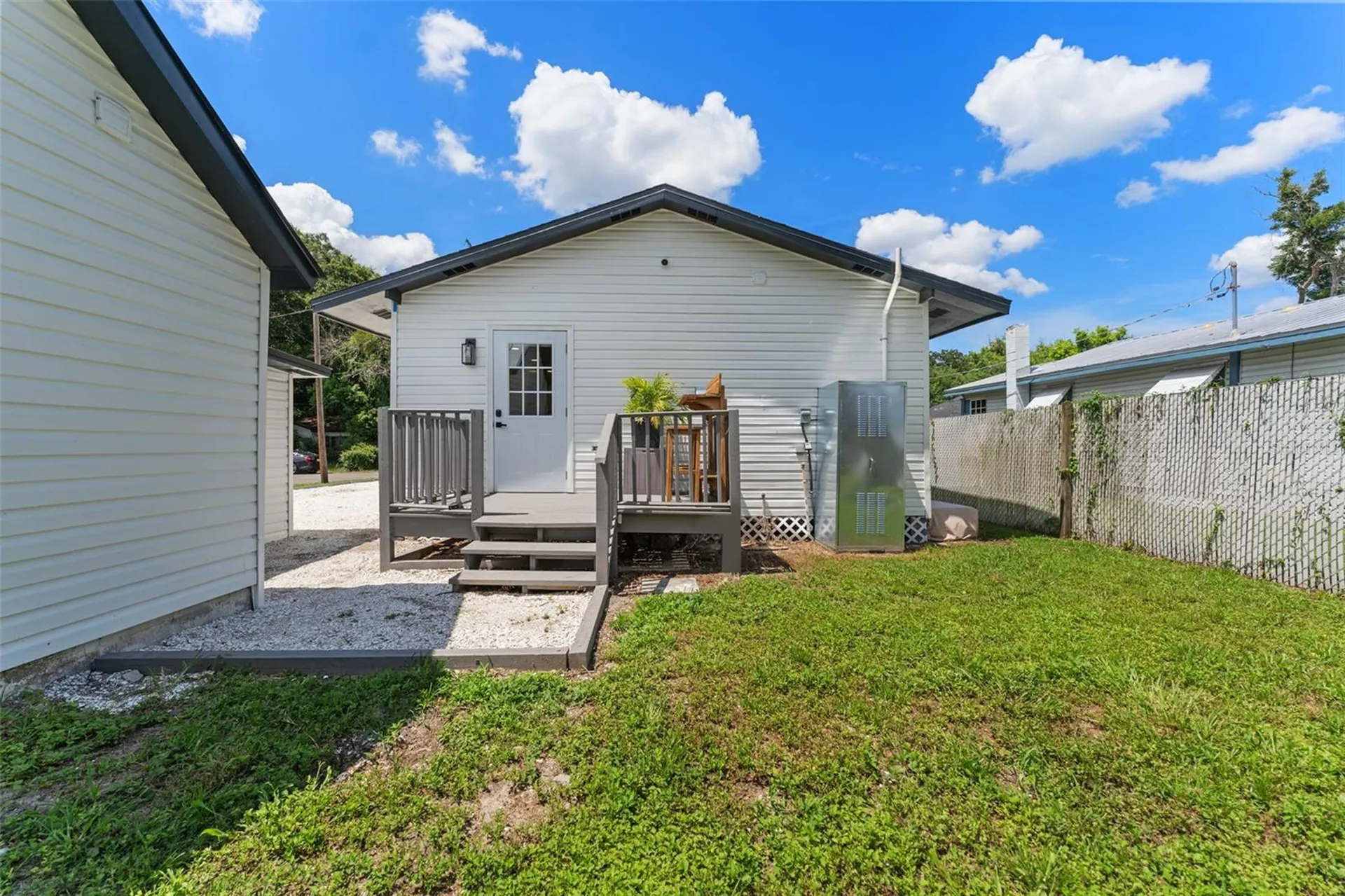 501 E Cluster Avenue Tampa FL 33604
