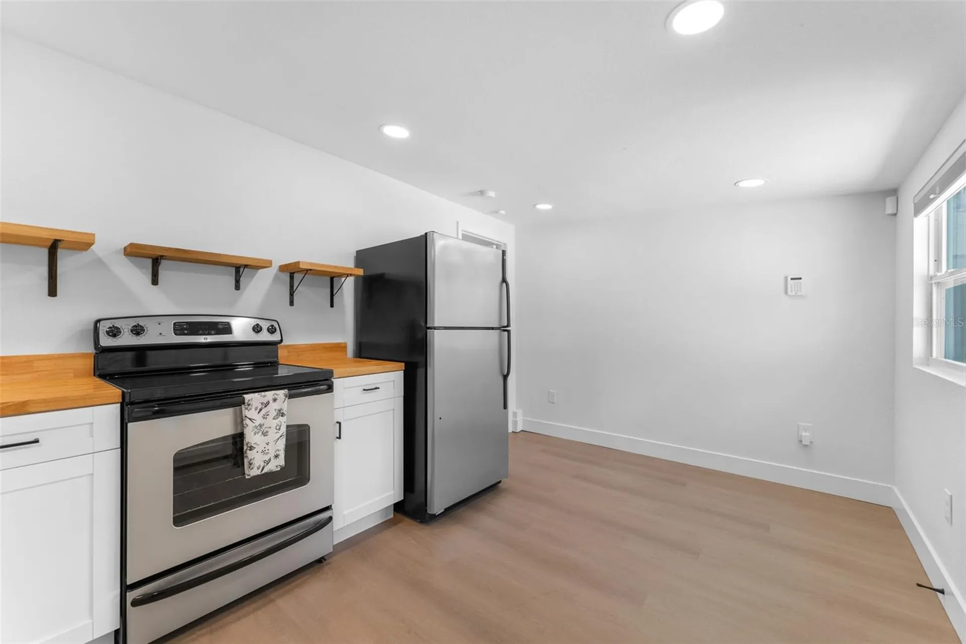 501 E Cluster Avenue Tampa FL 33604
