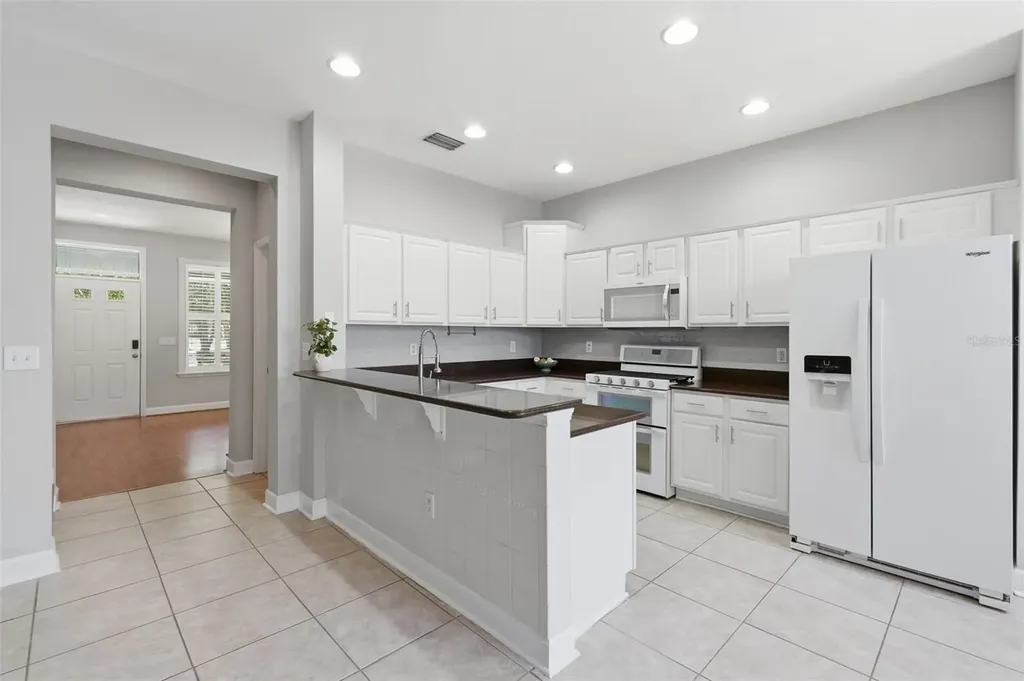 10111 Hayfield Way Tampa FL 33626