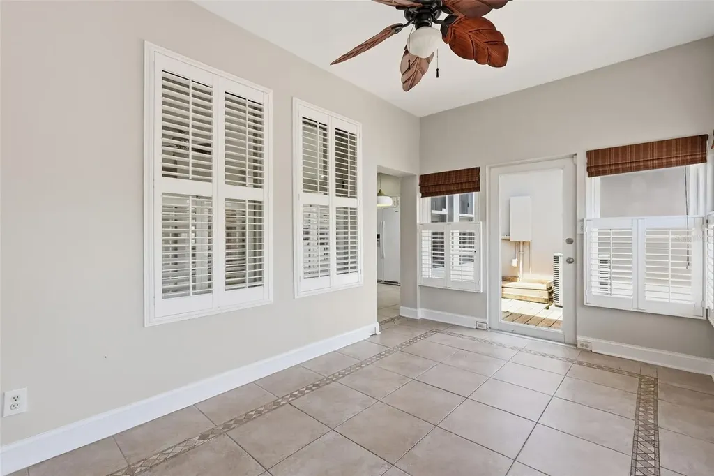 10111 Hayfield Way Tampa FL 33626