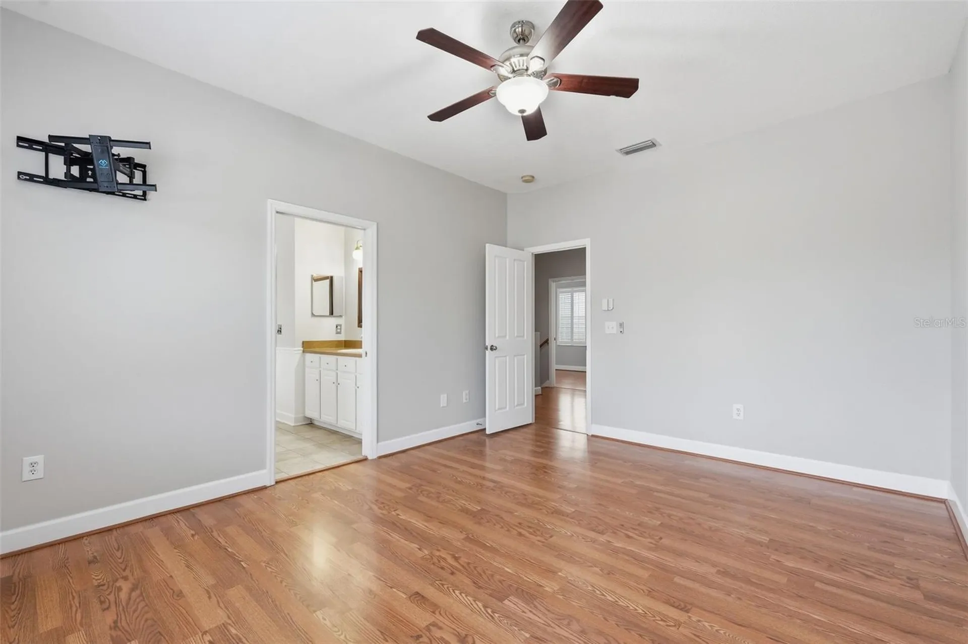 10111 Hayfield Way Tampa FL 33626