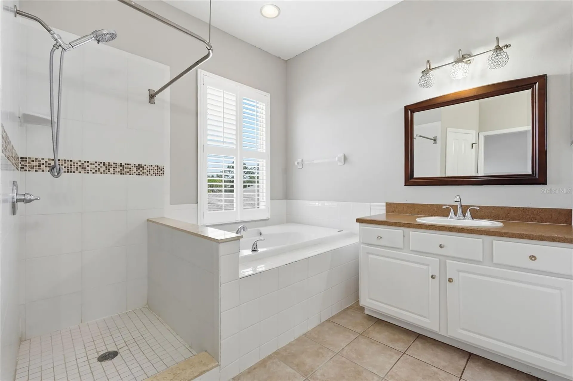 10111 Hayfield Way Tampa FL 33626