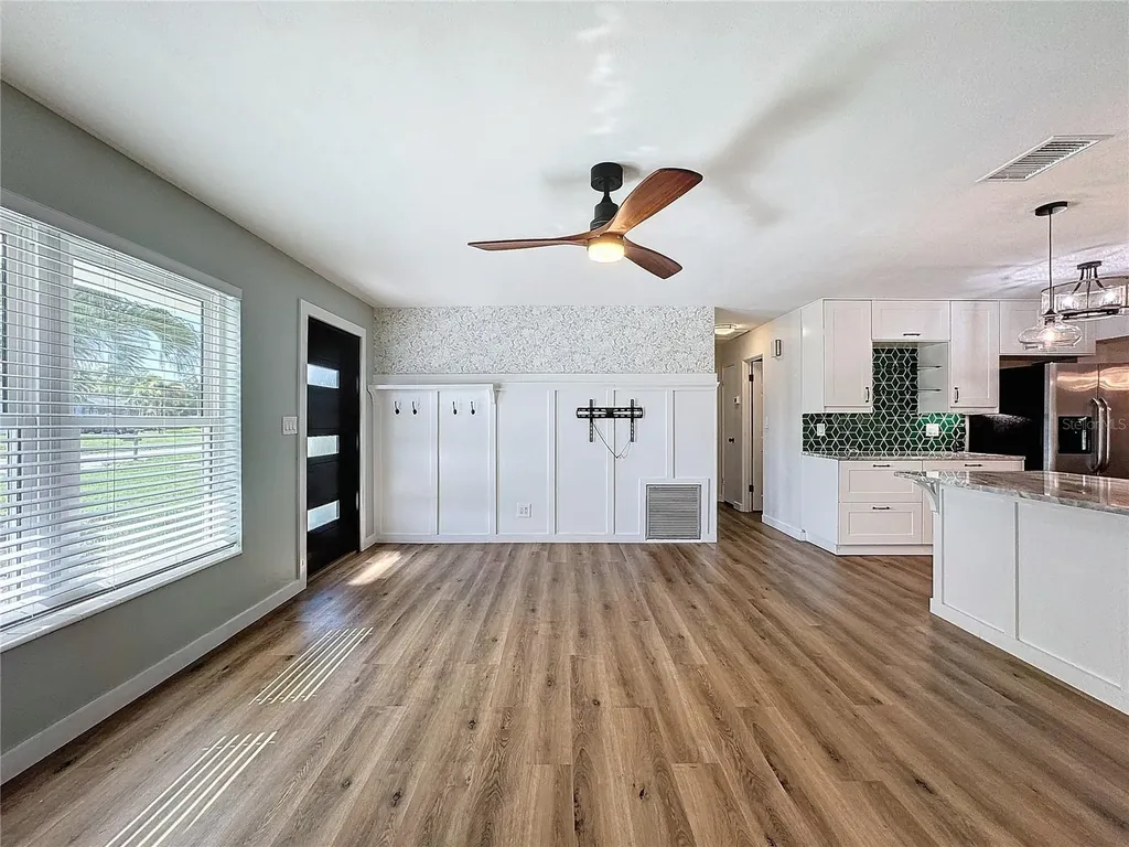 7610 117th Street Seminole FL 33772