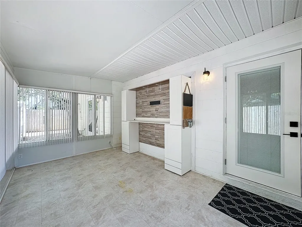 7610 117th Street Seminole FL 33772