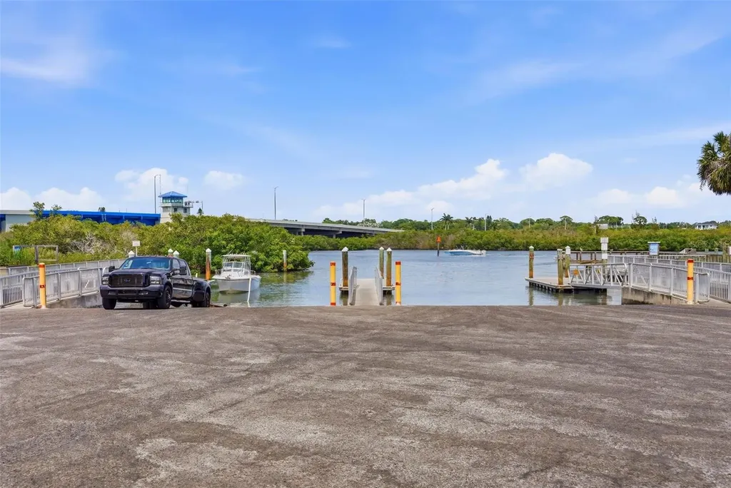 7610 117th Street Seminole FL 33772
