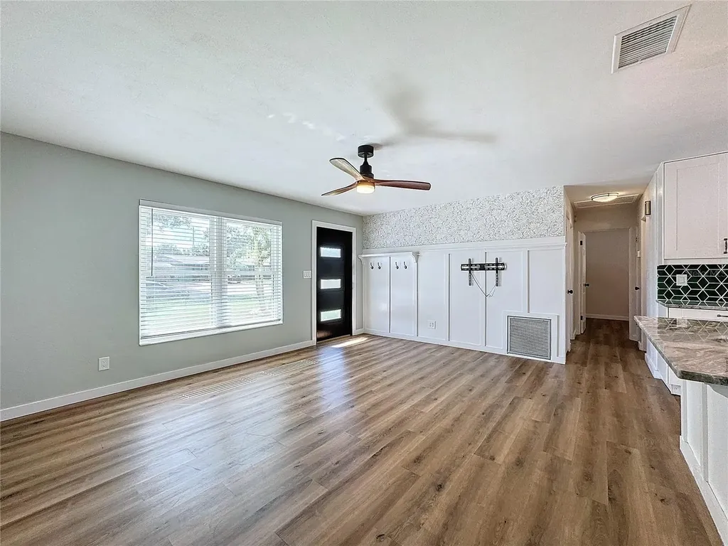 7610 117th Street Seminole FL 33772