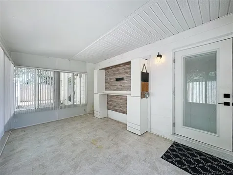 7610 117th Street Seminole FL 33772