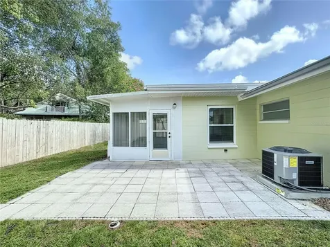 7610 117th Street Seminole FL 33772