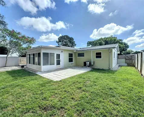 7610 117th Street Seminole FL 33772