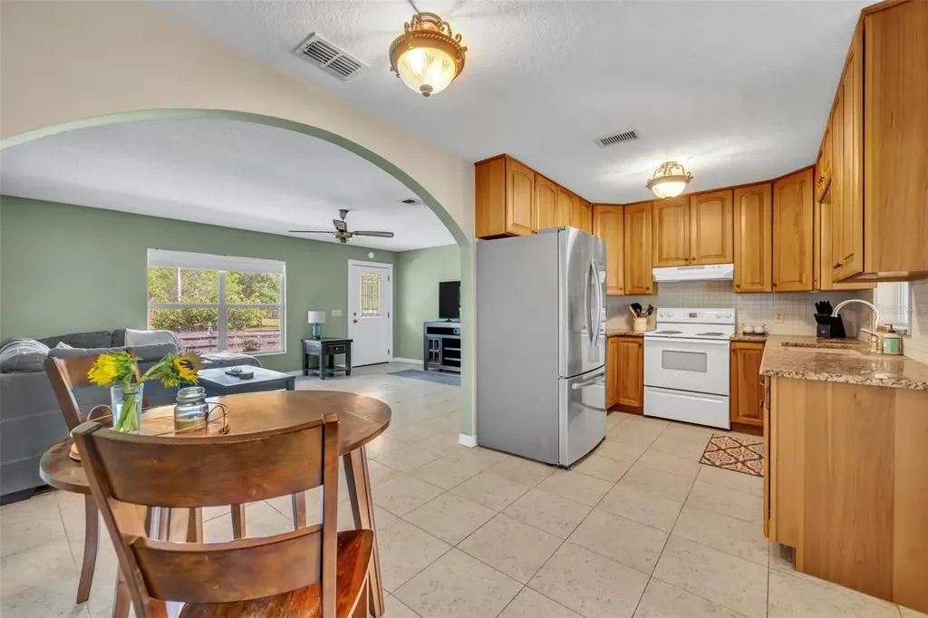 430 Cypress Isles Road Osteen FL 32764